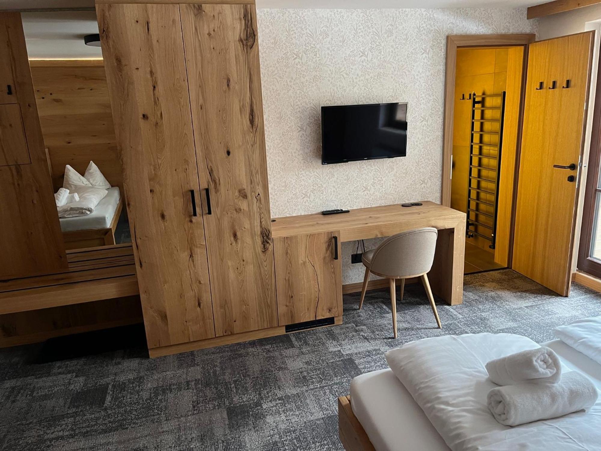 Tieflehner Hof Pitztalhaus Hotel St. Leonhard im Pitztal Zewnętrze zdjęcie