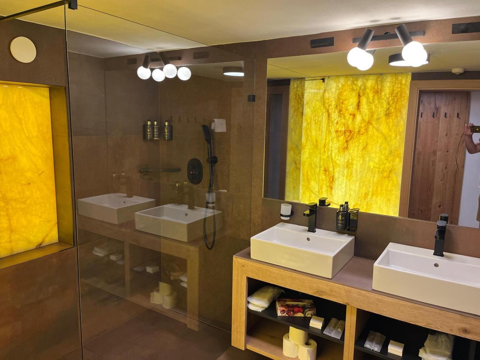 Tieflehner Hof Pitztalhaus Hotel St. Leonhard im Pitztal Zewnętrze zdjęcie