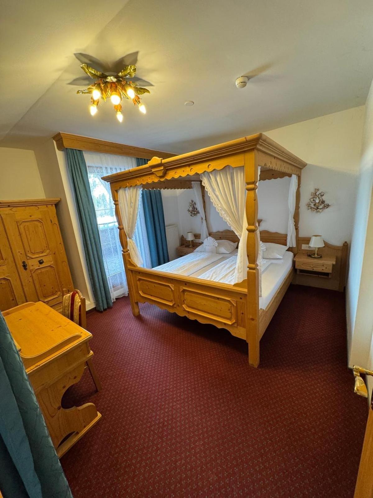 Tieflehner Hof Pitztalhaus Hotel St. Leonhard im Pitztal Zewnętrze zdjęcie